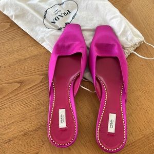 Prada satin Mules - sz 40- never worn always in fashion